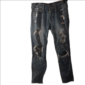 Hollister vintage boyfriend size 1R ( waist 25). Great for back to school!